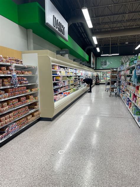 Publix super market at bay pointe plaza st petersburg fl - Publix at Summer Bay. Store number: 684. Closed until 7:00 AM EST, Wednesday. 17445 US Highway 192 Ste 11. Clermont, FL 34714-7016. Get directions. Store: (352) 243-0529. Catering: (833) 722-8377. Choose store.